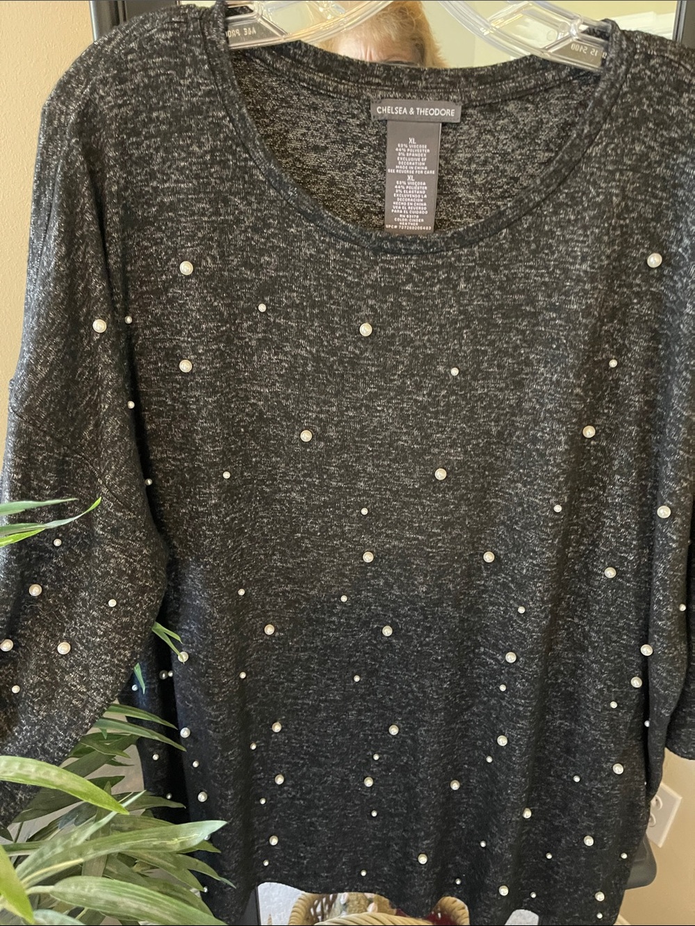 Chelsea & Theodore Black Pearl-Detail Knit Top